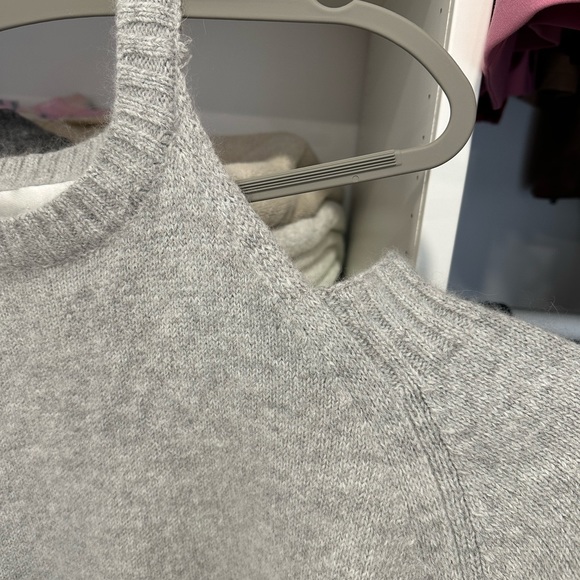 JOA Sweater - Picture 5 of 7